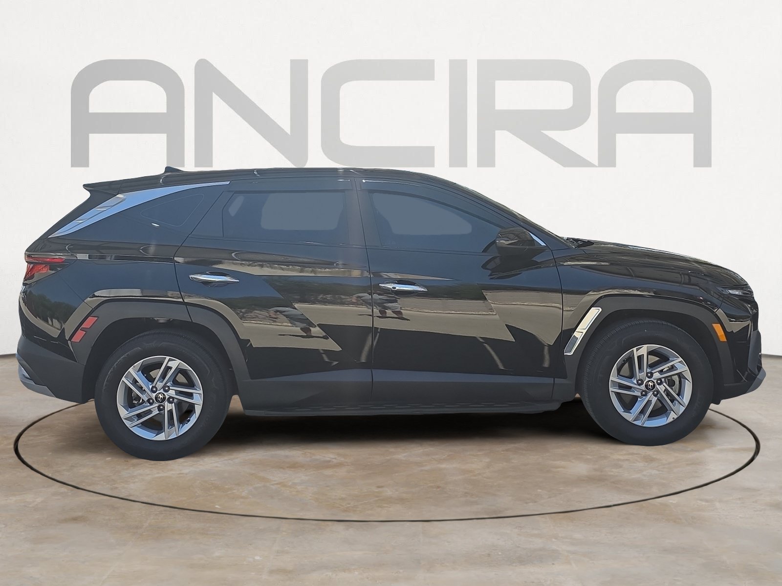 Used 2025 Hyundai Tucson SE FWD image 8