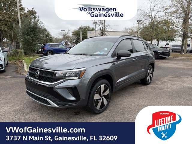 Certified 2024 Volkswagen Taos S image 3