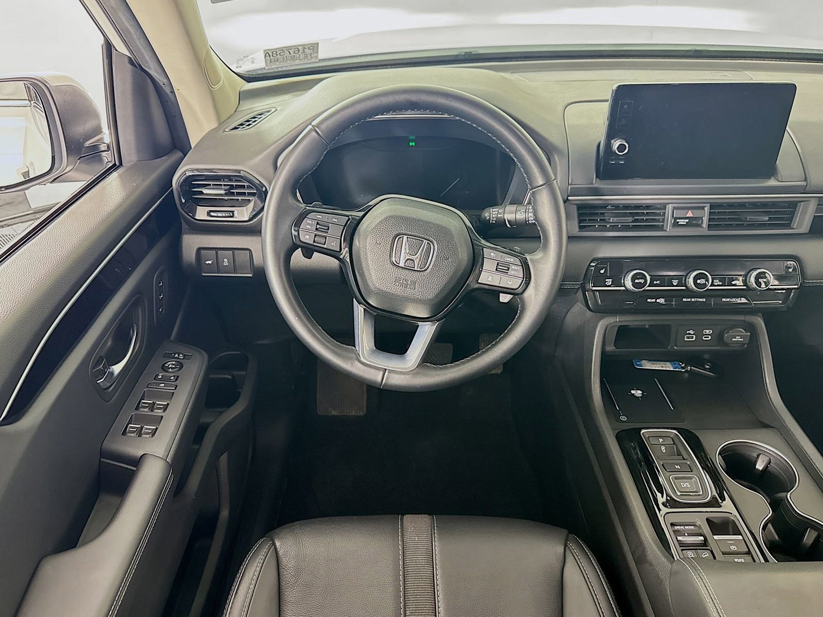 Certified 2025 Honda Pilot EX-L image 17