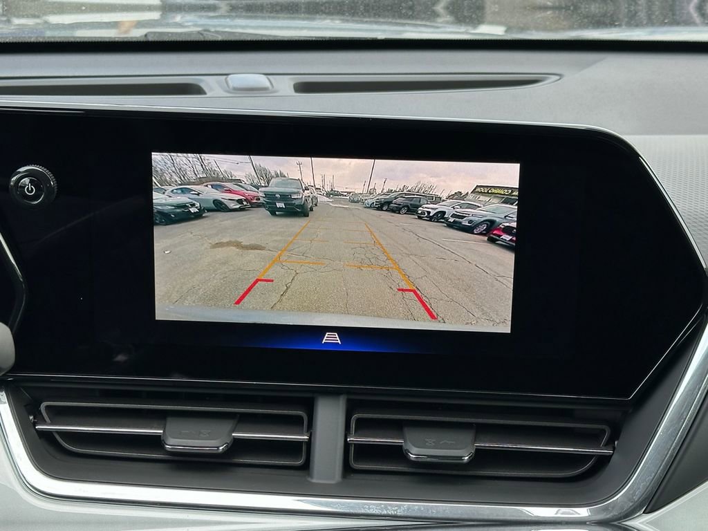 New 2026 Chevrolet Trax LT w/ LT Convenience Package image 16