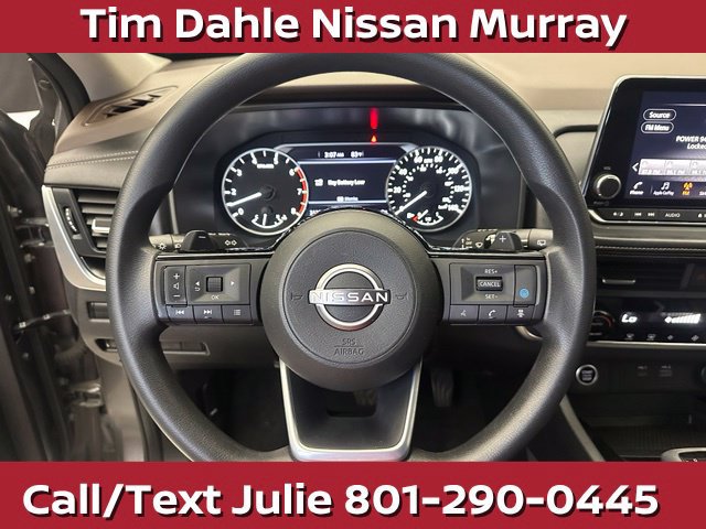 Used 2023 Nissan Rogue SV AWD/4WD image 23