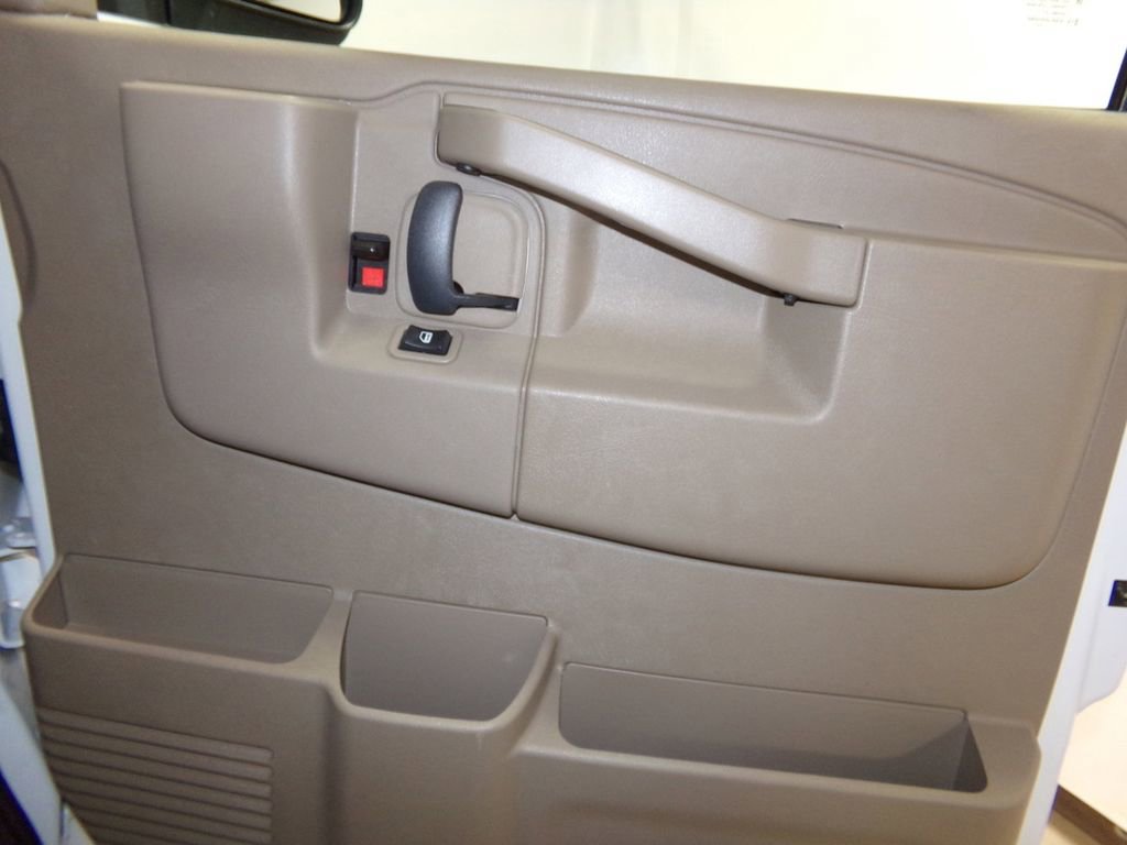 New 2025 GMC Savana 2500 w/ Driver Convenience Package image 7