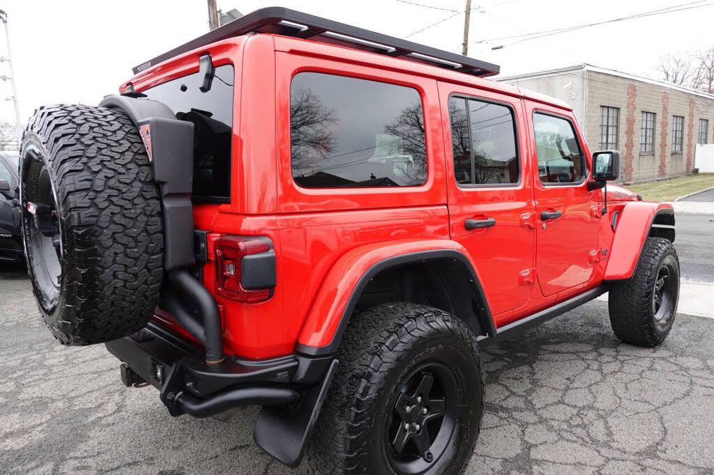 Used 2021 Jeep Wrangler Unlimited Rubicon w/ Dual Top Group AWD/4WD image 14