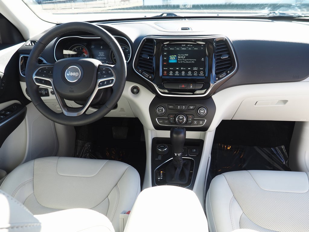 Used 2022 Jeep Cherokee Limited image 39