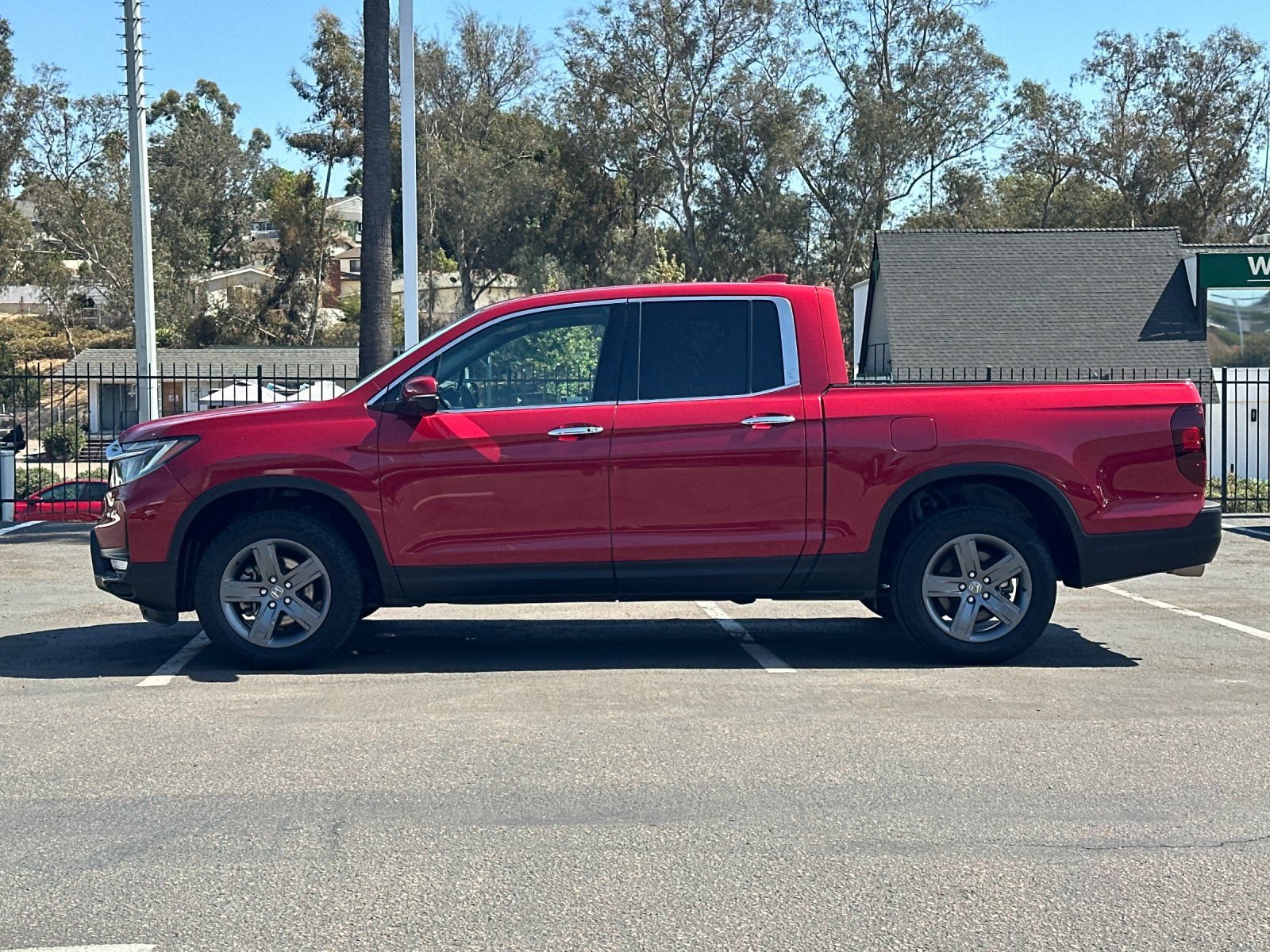 Used 2021 Honda Ridgeline RTL-E image 2