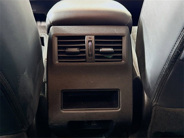 Used 2024 Mitsubishi Outlander SE image 25