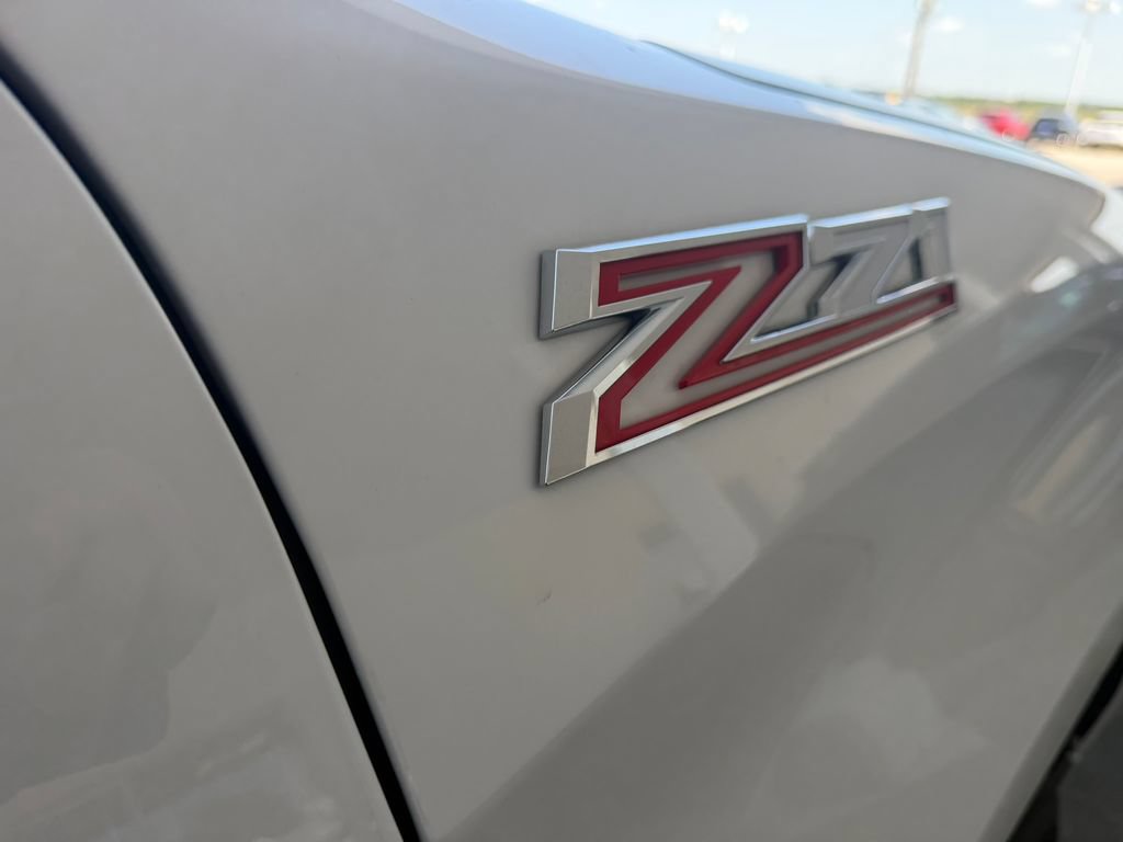 Used 2023 Chevrolet Silverado 1500 LTZ w/ LTZ Convenience Package II AWD/4WD image 27