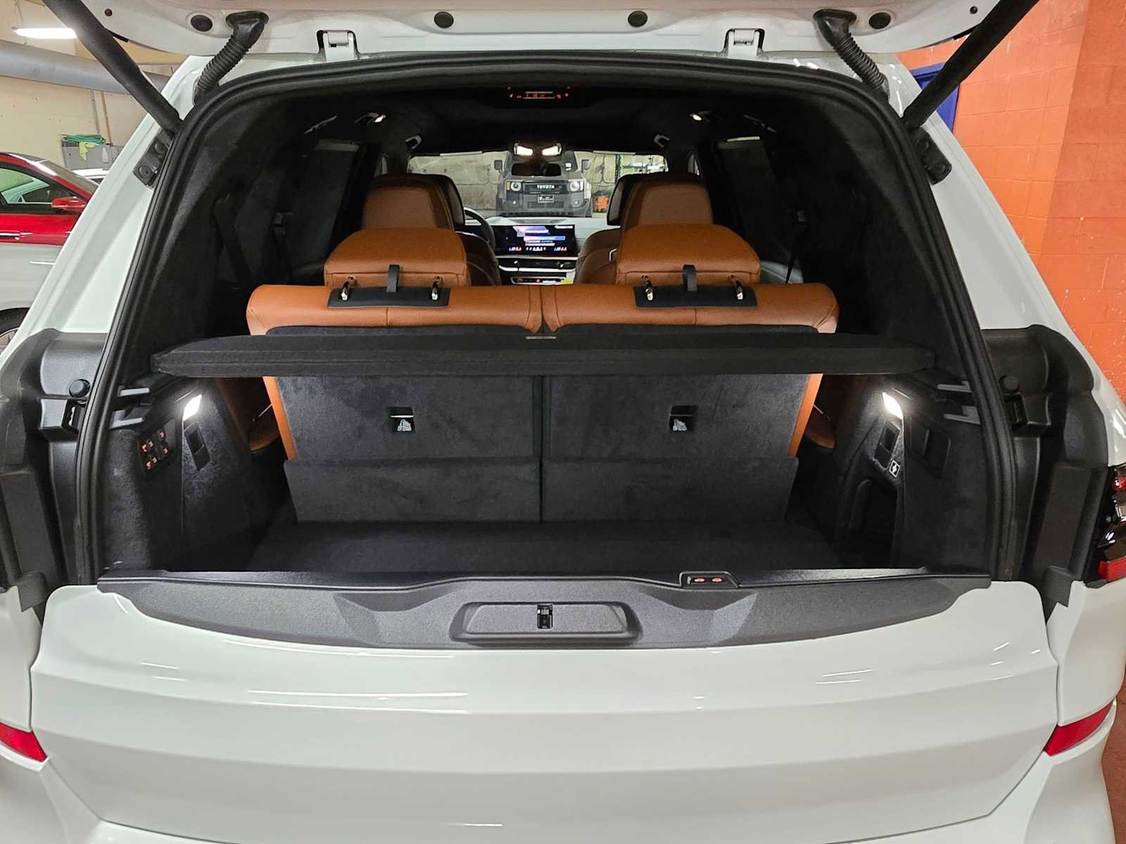 New 2026 BMW X7 xDrive40i w/ Executive Package image 14