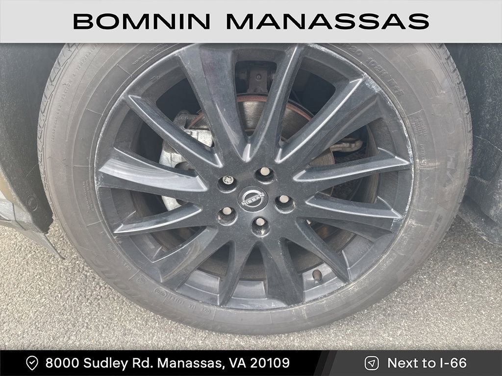 Used 2023 Nissan Murano SV w/ SV Midnight Edition Package image 3