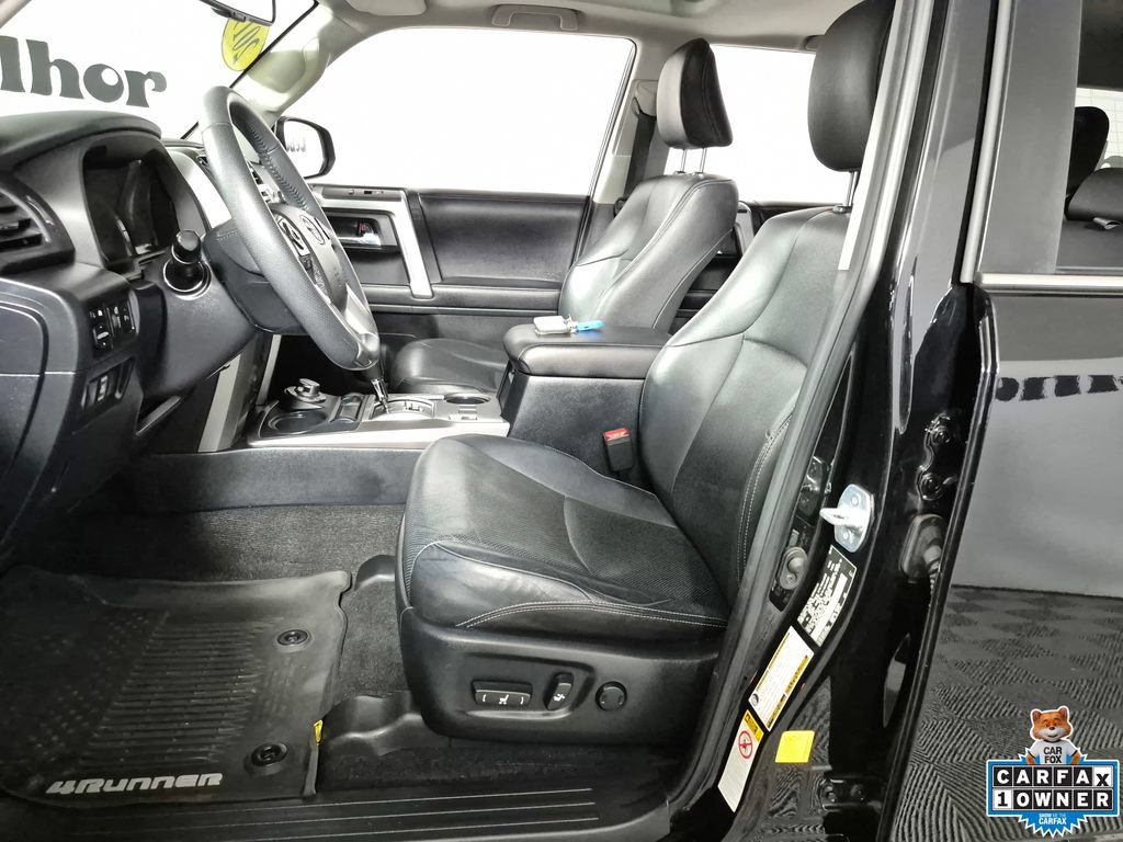 Used 2019 Toyota 4Runner Limited AWD/4WD image 9