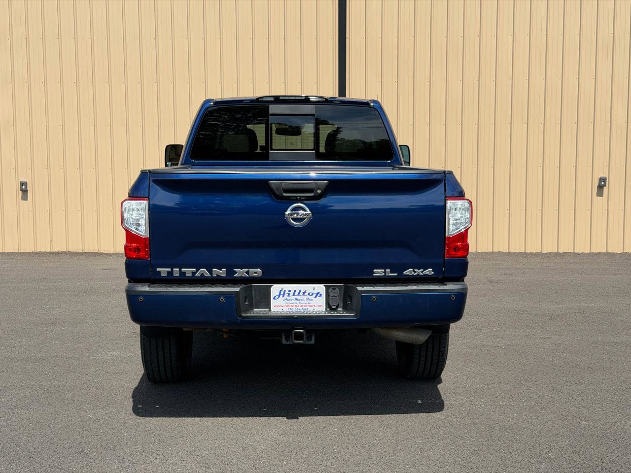 Used 2016 Nissan Titan SL AWD/4WD image 4