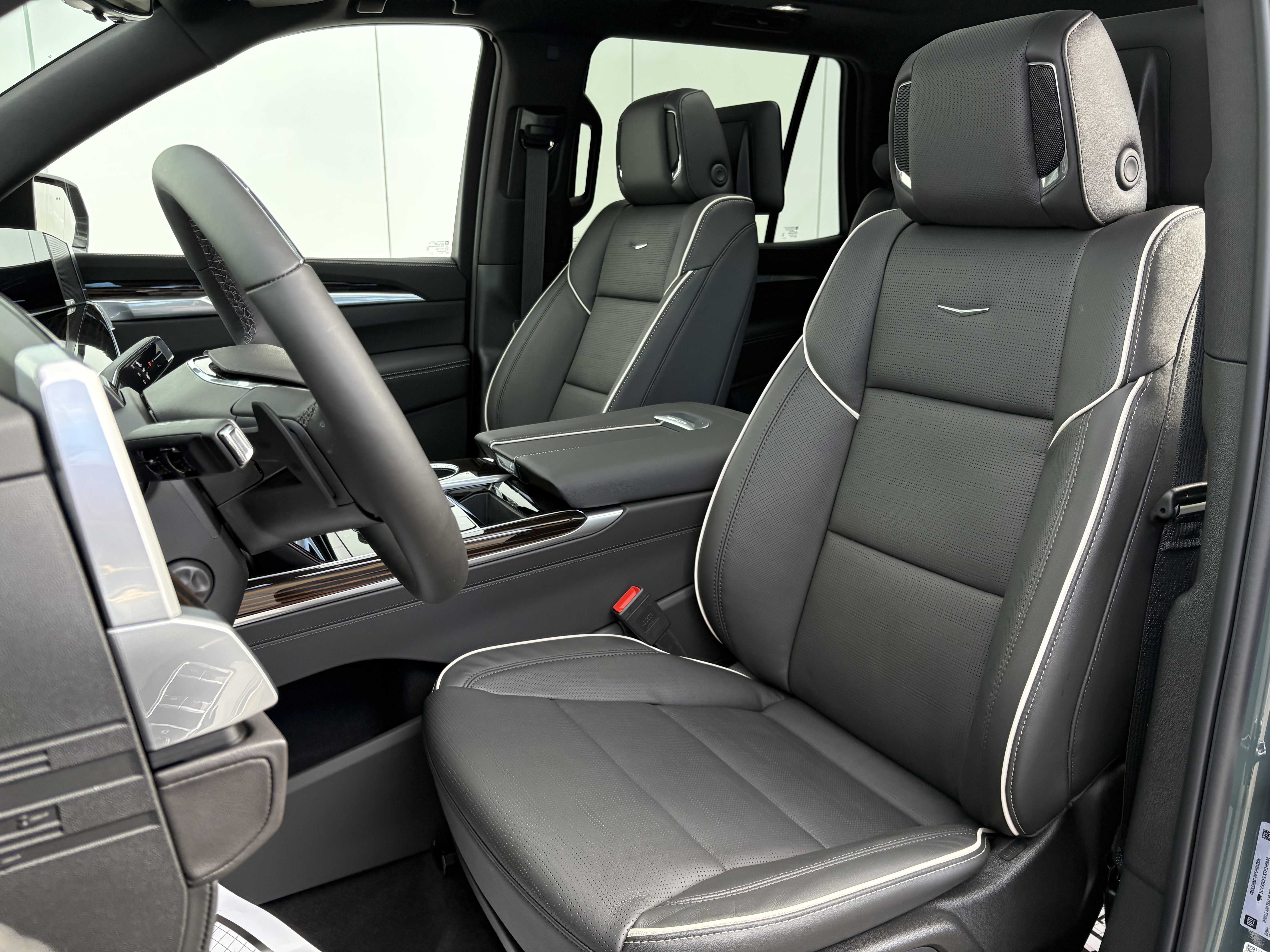 New 2026 Cadillac Escalade Luxury w/ Touring Package image 12