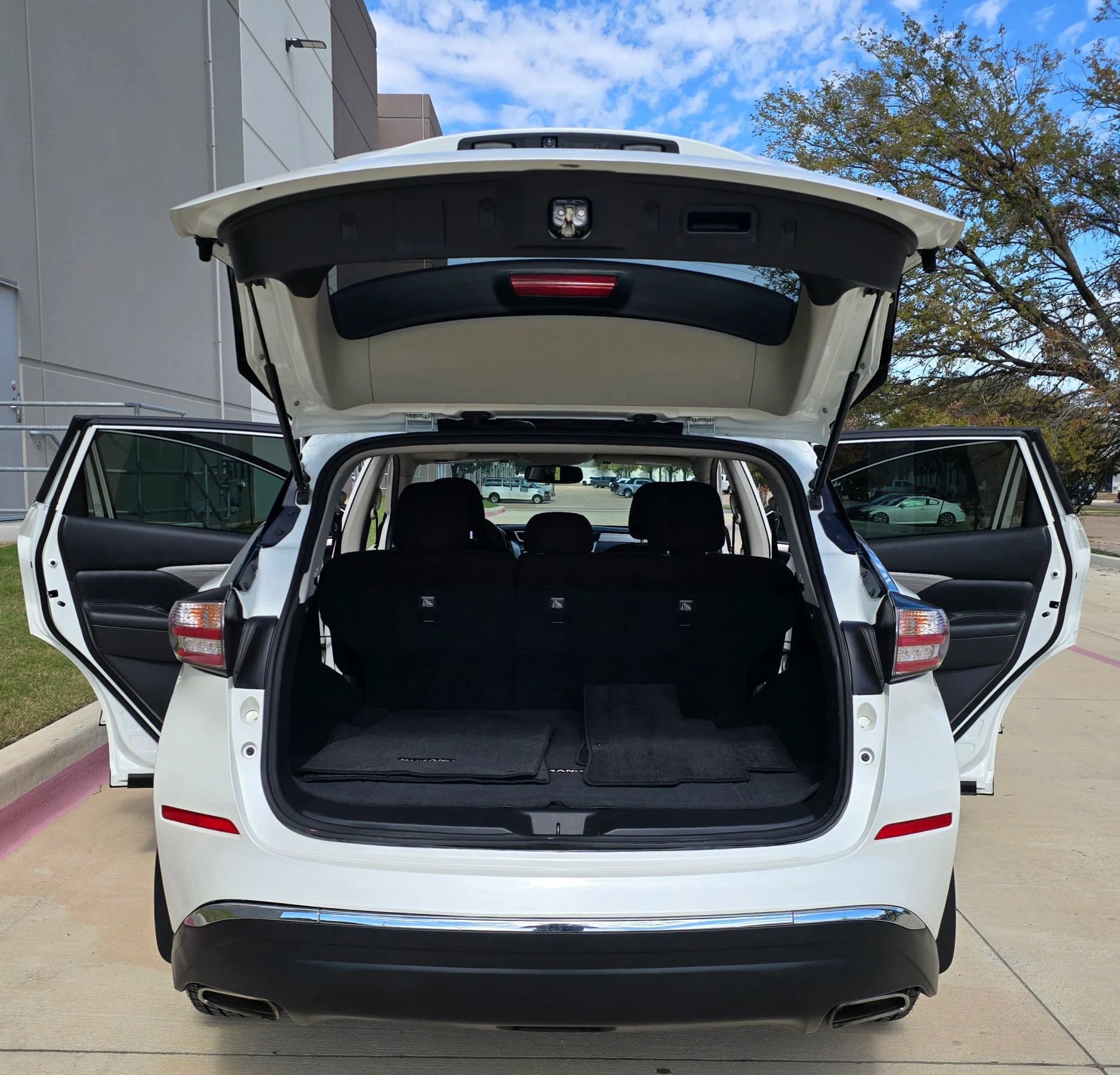 Used 2017 Nissan Murano SV w/ Premium Plus Package FWD image 11