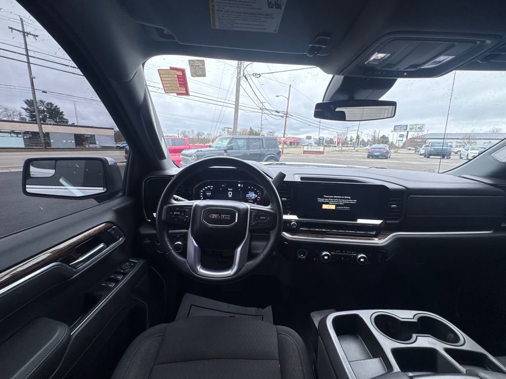Used 2022 GMC Sierra 1500 SLE image 29