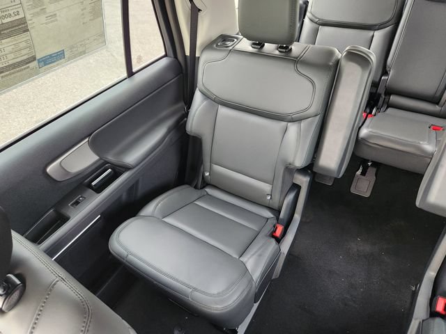 New 2027 Ford Expedition Active AWD/4WD image 13