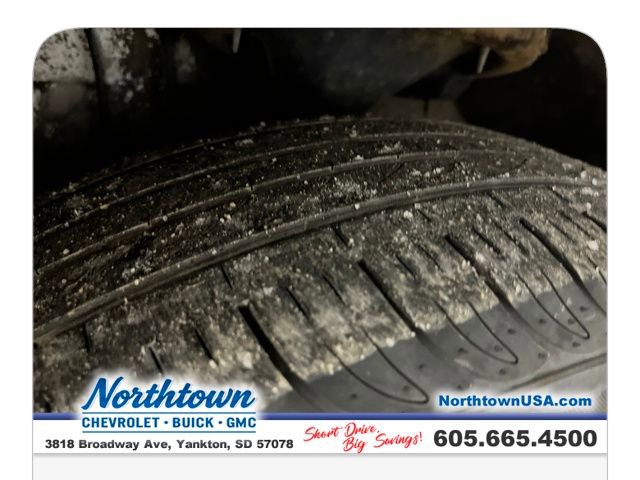 Used 2012 Kia Sedona LX image 25