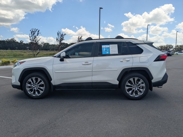 Used 2021 Toyota RAV4 XLE Premium FWD image 8