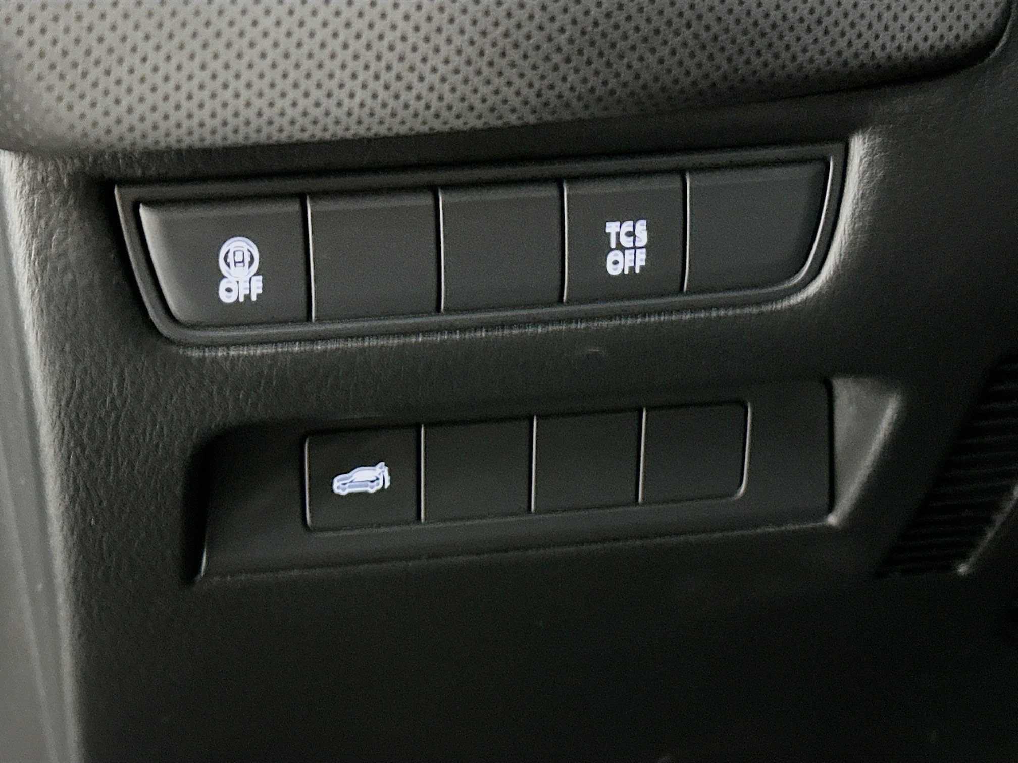 Used 2025 MAZDA CX-50 AWD 2.5 S w/ Premium Package image 17