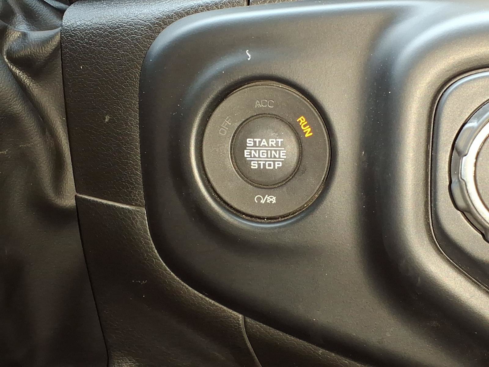 Used 2022 Jeep Gladiator Overland w/ Cold Weather Group AWD/4WD image 19