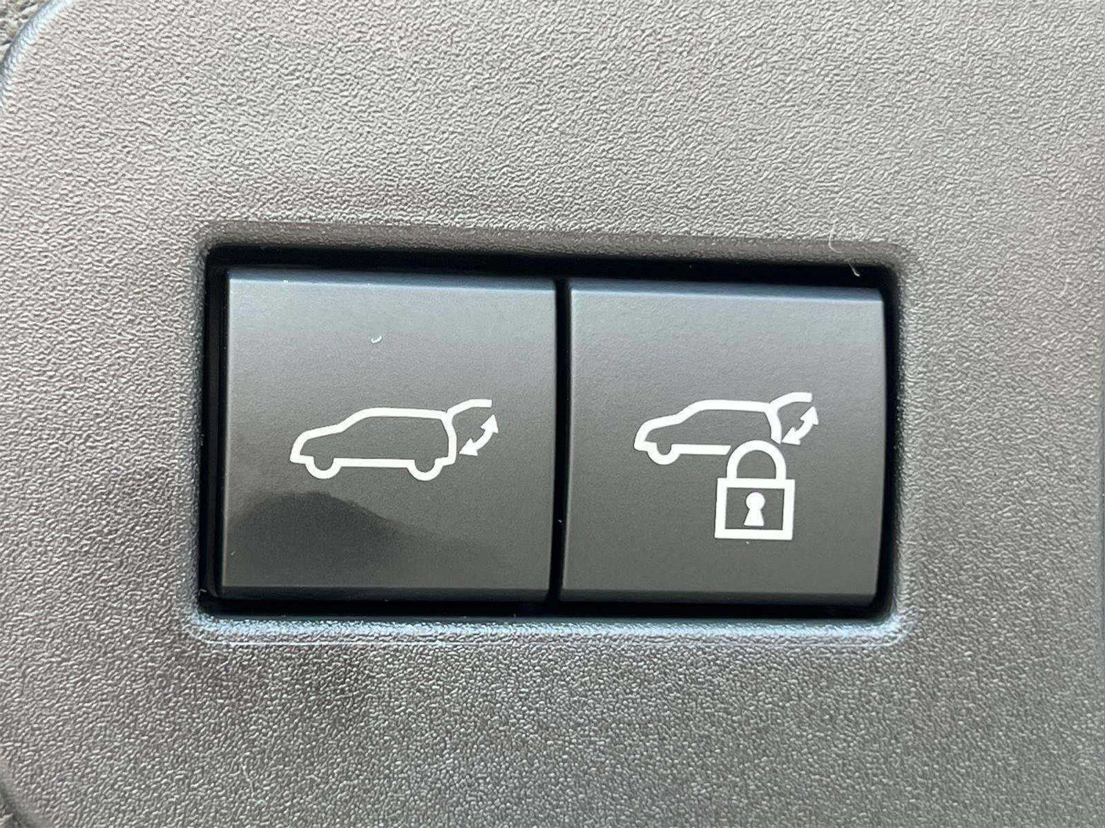 New 2026 Lexus LX 700h Luxury image 14