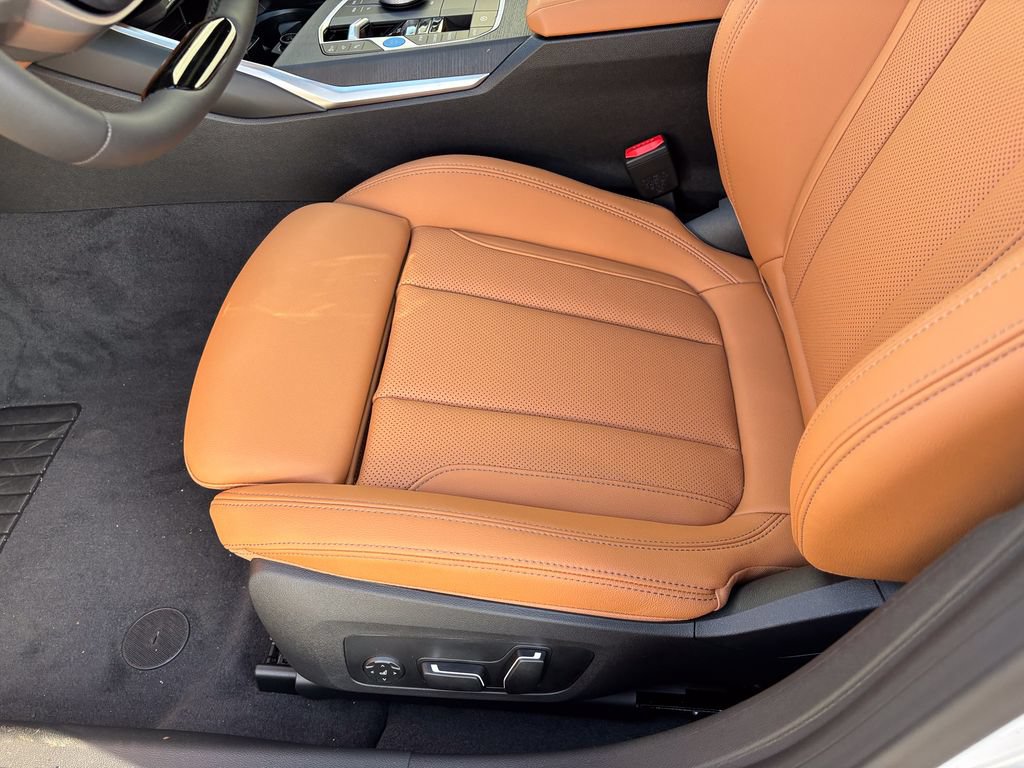 Used 2026 BMW i4 xDrive40i w/ Premium Package AWD/4WD image 17