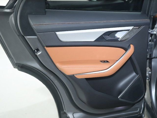 Certified 2025 Jaguar F-PACE R-Dynamic S image 33