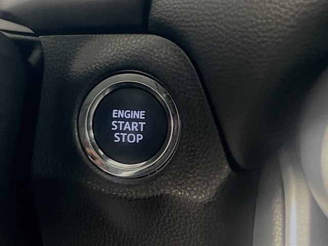 Used 2025 Toyota RAV4 XLE w/ Convenience Package FWD image 19