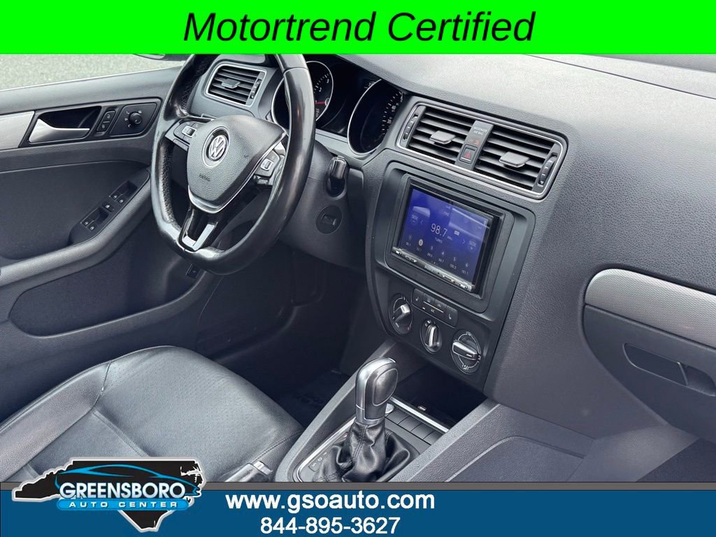 Used 2017 Volkswagen Jetta SE FWD image 10