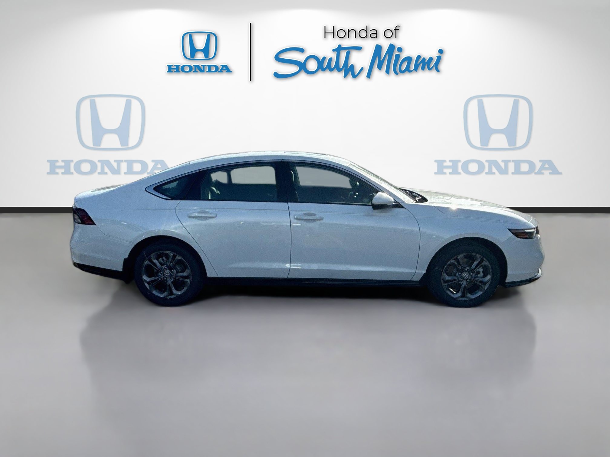 New 2026 Honda Accord EX-L image 8