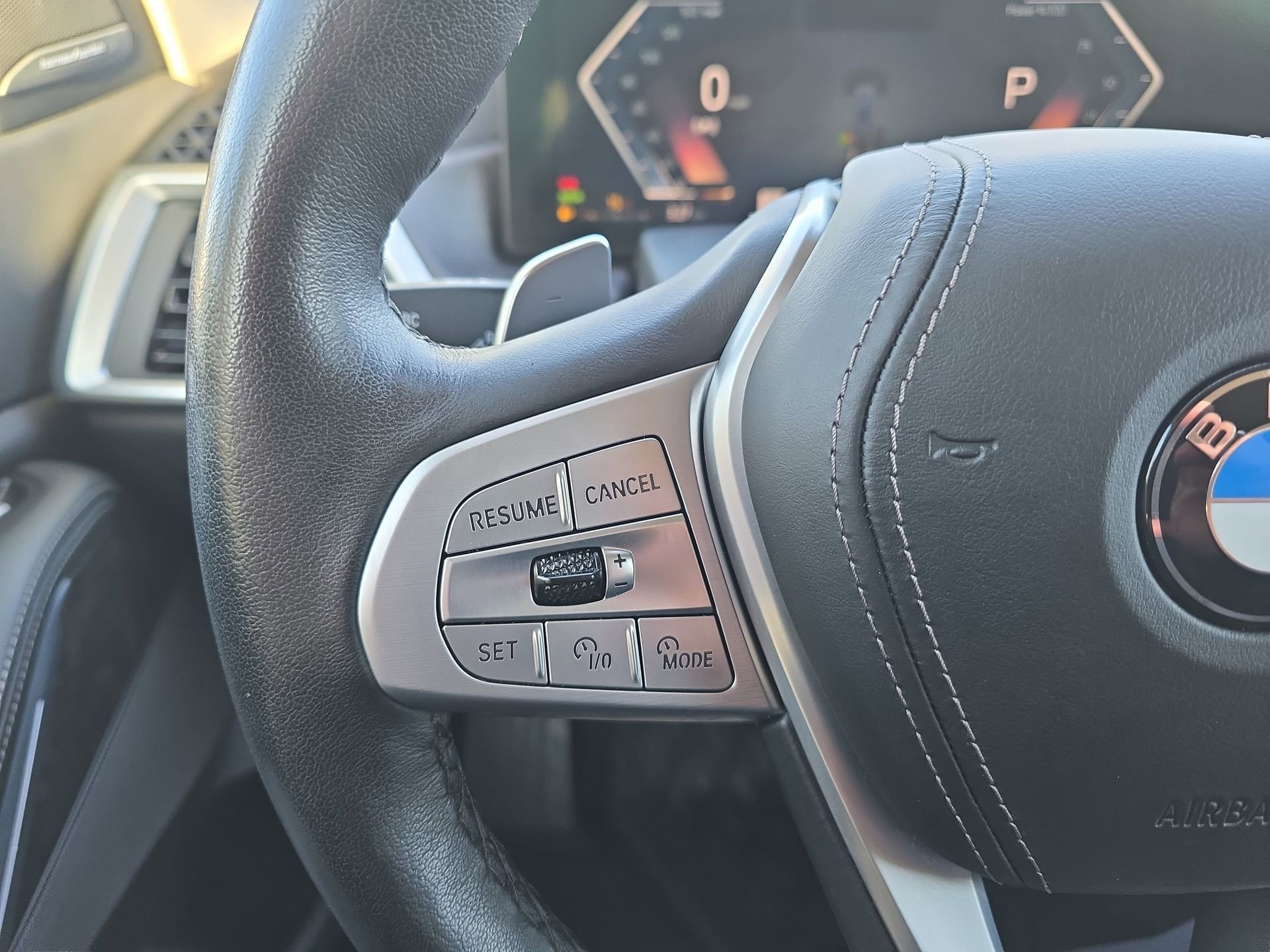 Used 2023 BMW X7 xDrive40i w/ Premium Package image 17