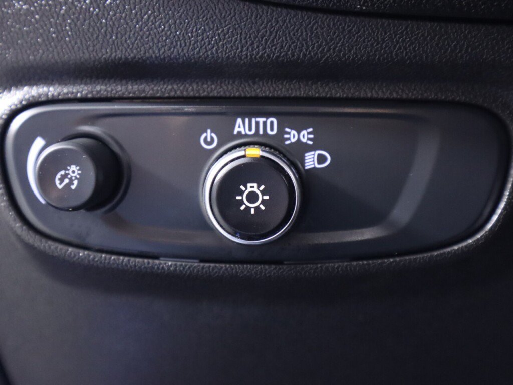 Used 2024 Chevrolet Equinox LT AWD/4WD image 10