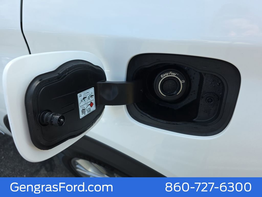 Certified 2022 Ford Explorer XLT w/ Equipment Group 202A image 20