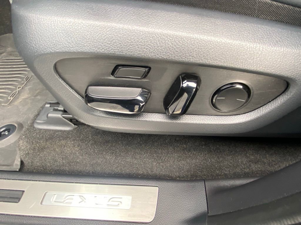 Used 2025 Lexus GX 550 550 Luxury+ w/ Accessory Package (Z1) image 10