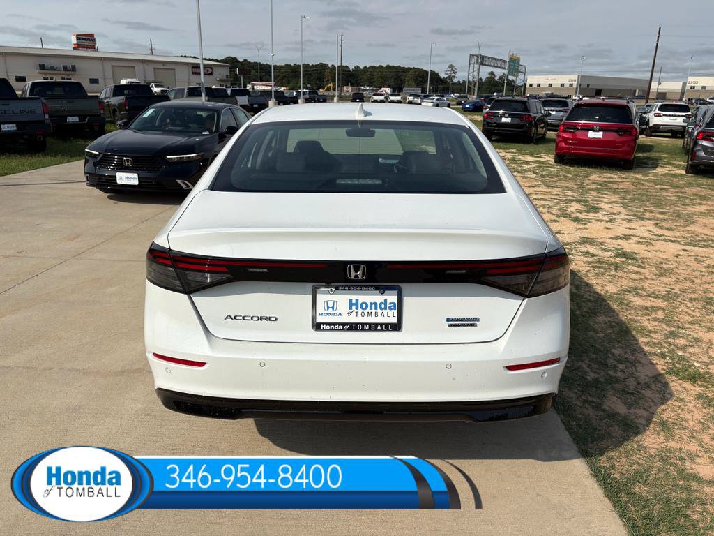 New 2026 Honda Accord Hybrid Touring image 5