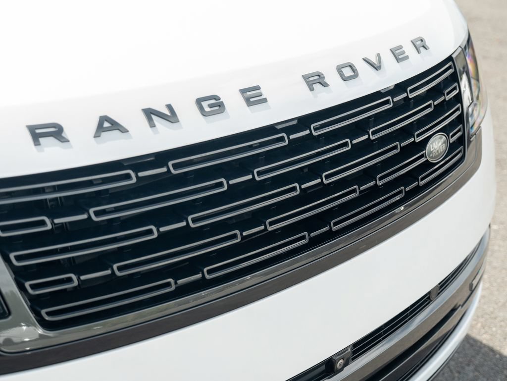 Used 2023 Land Rover Range Rover SE AWD/4WD image 16