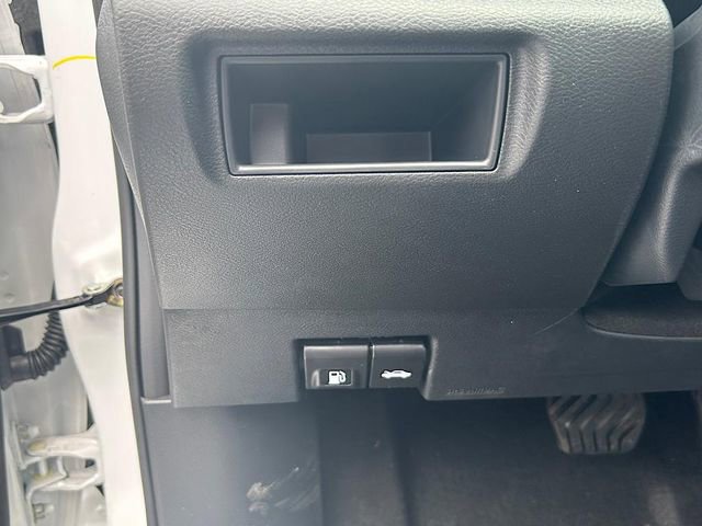 New 2025 Nissan Versa SV w/ Trunk Package FWD image 14