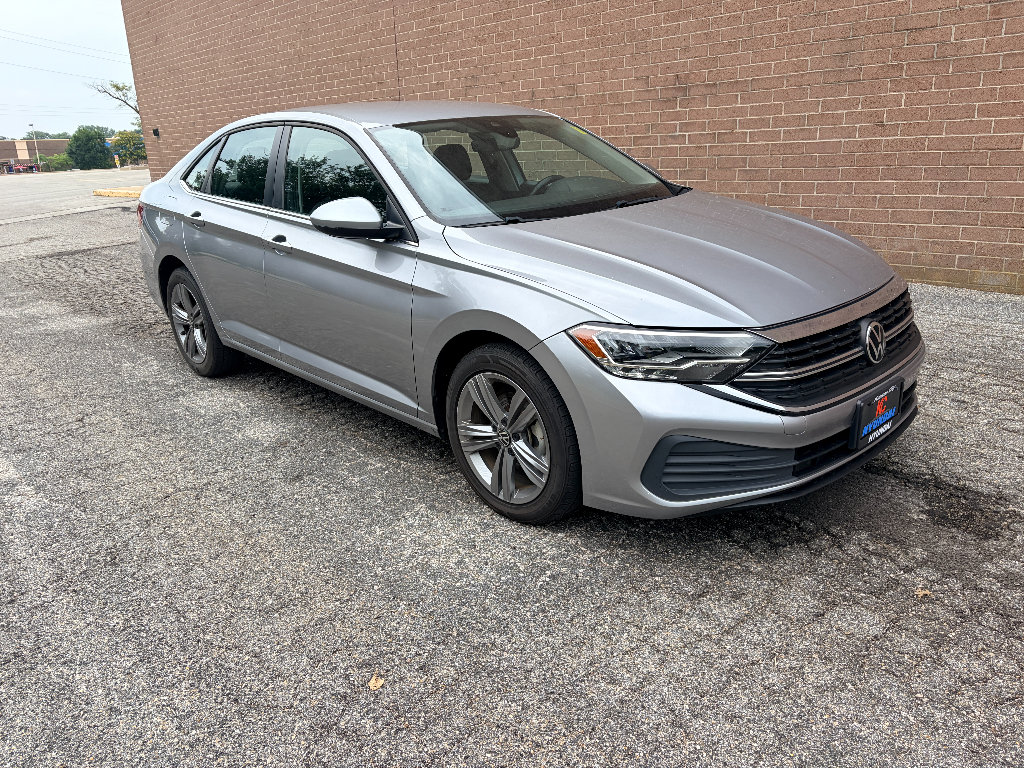 Used 2024 Volkswagen Jetta SE FWD image 7