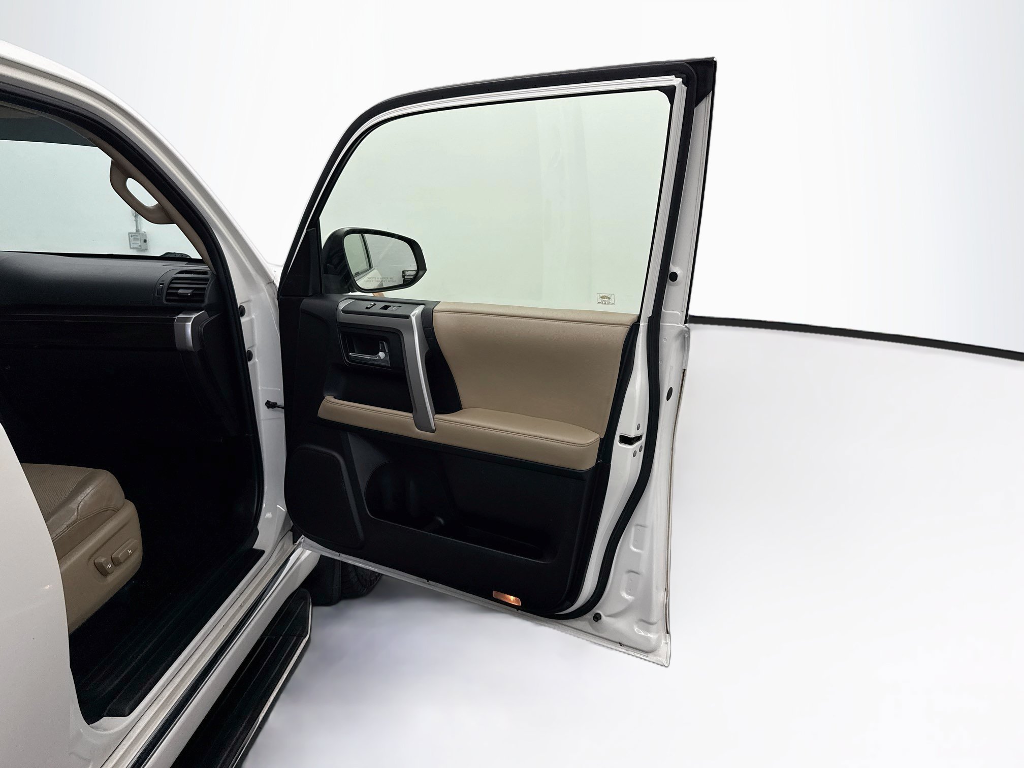 Used 2014 Toyota 4Runner Limited RWD image 29