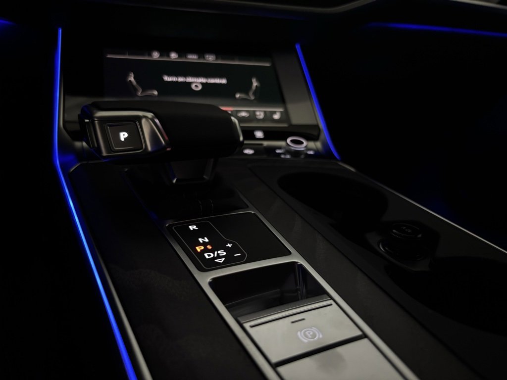 New 2025 Audi A6 Premium Plus image 16