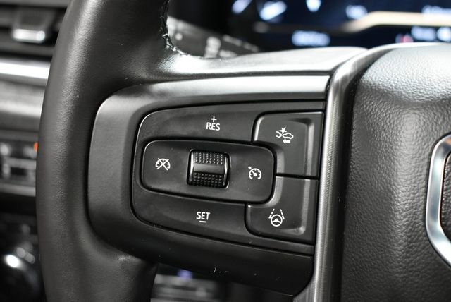 Used 2024 GMC Yukon XL Denali Ultimate AWD/4WD image 17