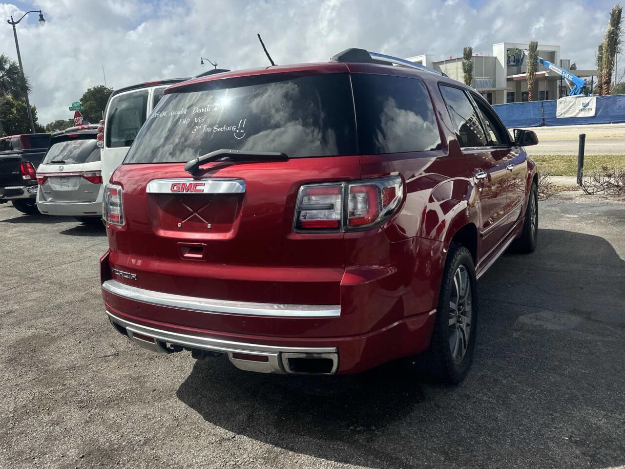 Used 2014 GMC Acadia Denali image 5