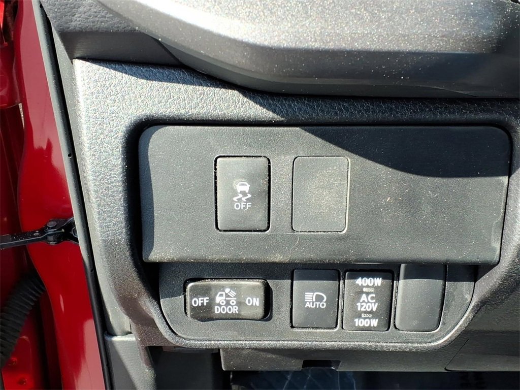 Used 2023 Toyota Tacoma TRD Off-Road image 24