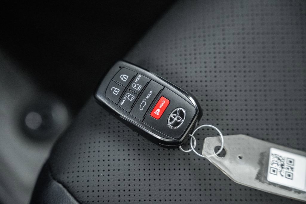 New 2026 Toyota Sienna Platinum image 51