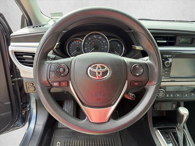 Used 2014 Toyota Corolla LE FWD image 15