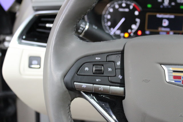 Used 2022 Cadillac XT6 Premium Luxury AWD/4WD image 16