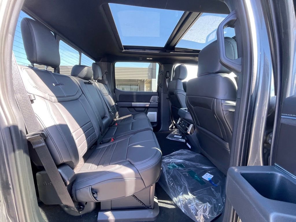 New 2026 Ford F350 Platinum w/ FX4 Off-Road Package image 22