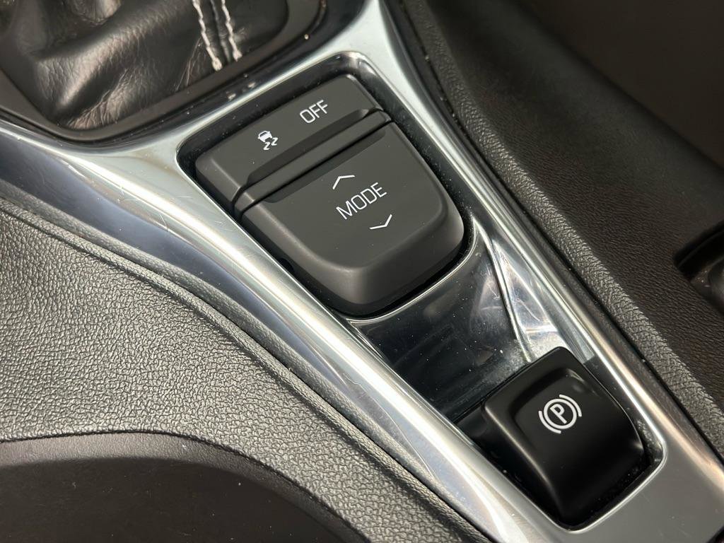 Used 2020 Chevrolet Camaro LS RWD image 22