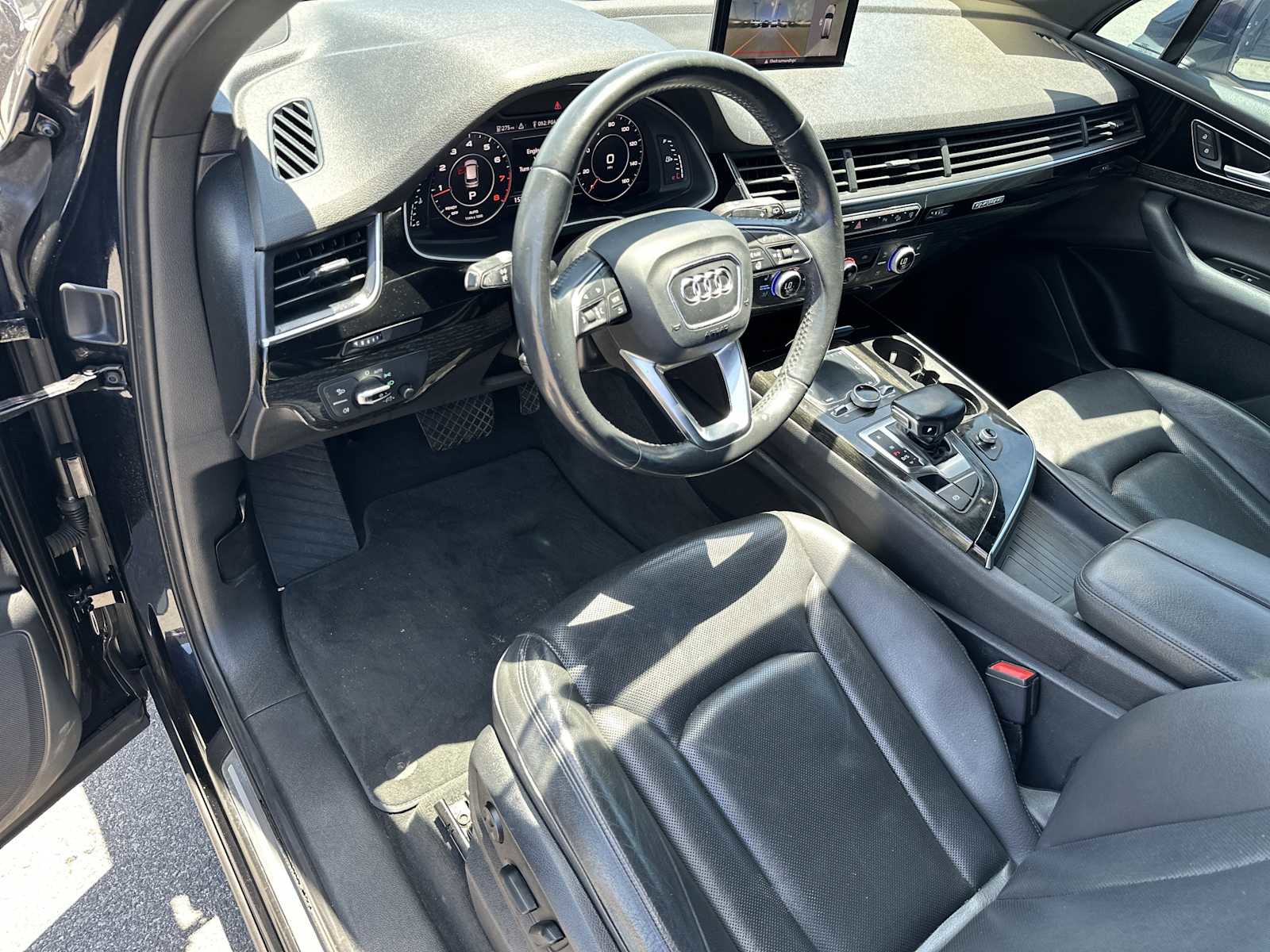 Used 2017 Audi Q7 2.0T Premium Plus w/ Premium Plus Package AWD/4WD image 8