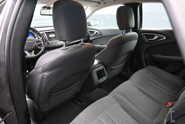 Used 2015 Chrysler 200 Limited w/ Spring Special Group FWD image 31