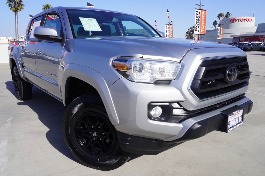 Used 2022 Toyota Tacoma SR5 RWD image 5